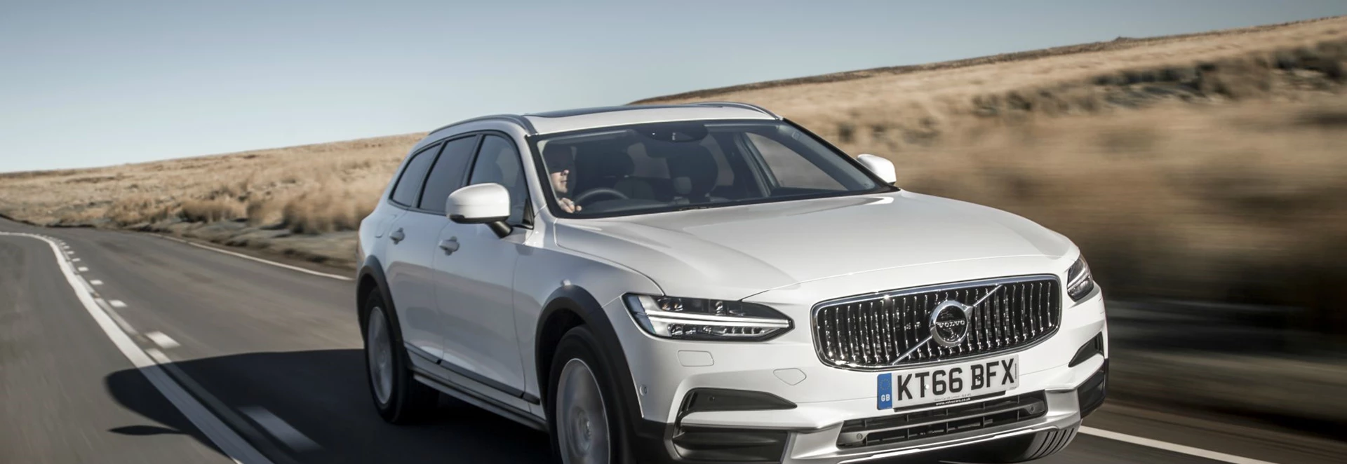 Volvo V90 Cross Country D5 PowerPulse AWD estate review